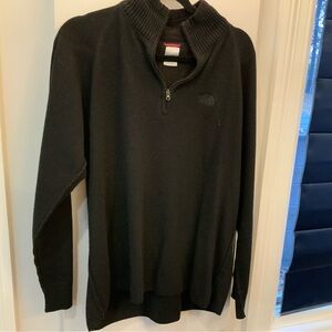 The North Face Men's Zip-Up Black Sweater size large. SKU 2903